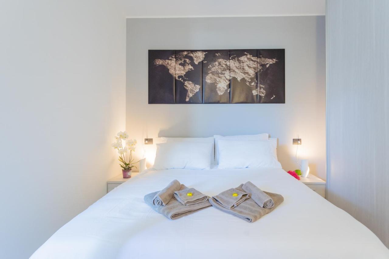 Anna'S Lodge Quiet & Charme By Rent All Como Pianello Del Lario Exteriör bild